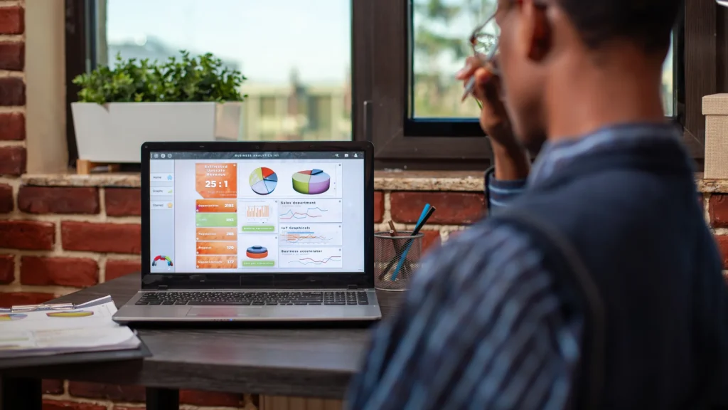 How Small Businesses Can Compete with Big Brands Using SEO